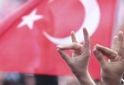MHP, anketçilere büyük çalım attı