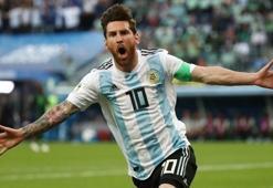 Messi'li Arjantin zoru başardı!