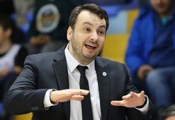 Pınar Karşıyaka'da Özhan Çıvgın dönemi