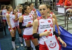 Bakan Bak'tan 'Filenin Sultanları'na tebrik