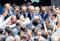 Kabine partili olmayan bakanlarla kuruluyor