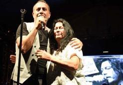 Haluk Levent, Barış Akarsu anısına konser verdi