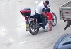 Küçük kızı motosiklete atıp kaçırdı!