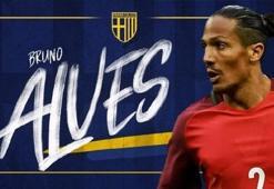 Bruno Alves resmen Parma'da
