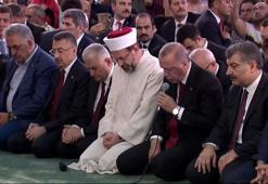 Cumhurbaşkanı Erdoğan Millet Camii'nde Kur'an okudu