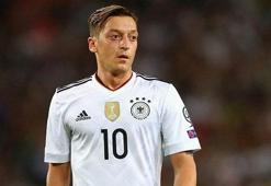 Mesut Özil, Türk Milli Takımı'nda oynayabilir