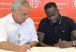 Antalyaspor, Cissokho ile imzaladı
