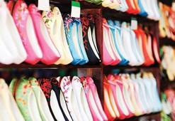 Zehirli ayakkabı alarmı! Türkiye'ye de satmışlar