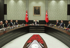 Yeni sistemin ilk YAŞ toplantısı sona erdi: O komutanlar terfi etti
