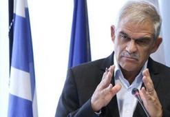 Yunan bakan vekili yangın faciası sebebiyle istifa etti
