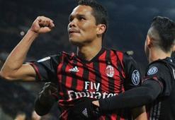 F.Bahçe'nin hedefi eski aşkı Carlos Bacca!
