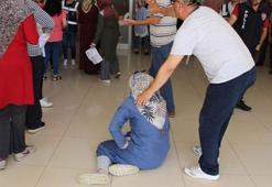 Şoke eden görüntü! KPSS'ye girmek istedi, sürüne sürüne...
