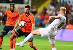 Başakşehir'de sessiz gece