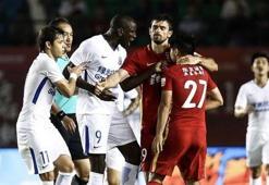 Demba Ba'ya yönelik ırkçı saldırıya 6 maç men!