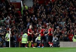 Manchester United galibiyetle başladı