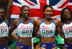 Kadınlar 4x100 metrede altın madalya Büyük Britanya'nın