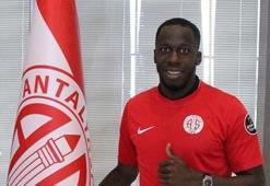 Antalyaspor'da iki futbolcuya lisans çıkarılamadı!