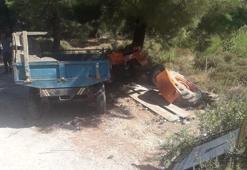 Traktör şarampole uçtu: 2 kişi hayatını kaybetti, 3 hayvan telef oldu