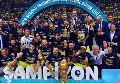 Fenerbahçe, 3 Eylül'de topbaşı yapıyor