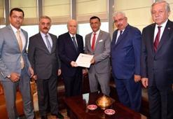 İYİ Parti İstanbul Milletvekili Hayati Arkaz MHP'ye geçti!