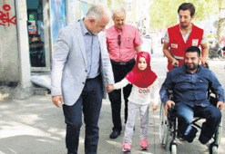 Maya yürüyor!