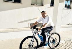 Denktaş’tan 23 bin  liralık bisiklet