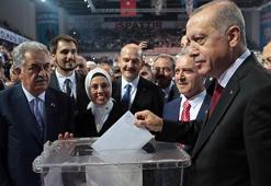 Son dakika: AK Parti'nin yeni MKYK listesi belli oldu!