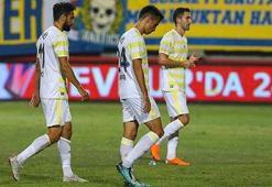 Fenerbahçe lige iyi başlayamıyor