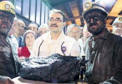 Bakan maden ocağına indi!