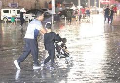 Son dakika: İstanbul'da sağanak yağmur başladı...