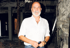 Bebek’te  tiyatro kurdu