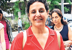 Zor günleri atlattı