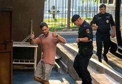 Dünya Kupası finalinde sahaya giren Pussy Riot üyesi 'yoğun bakımda'