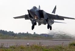 Son dakika: Rus savaş uçağı düştü...