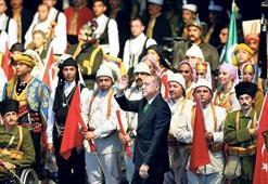 ‘Bizde kriz filan yok’