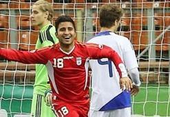 Yıldız futbolcuya 6 ay hapis ve 75 kırbaç cezası!