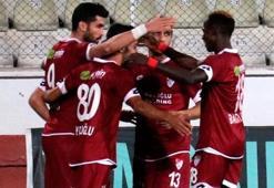 Elazığspor evinde 4 köşe