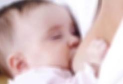 Annesi emzirirken nefessiz kalan bebek öldü