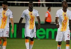Galatasaray, liderliği Manisa'da bıraktı