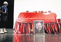 Büyük ustaya veda töreni