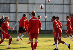 Sivasspor 4 eksikle çalıştı