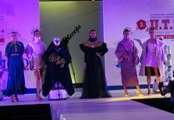 Türkiye'de ilk defa defilede 'robotlar' sahne aldı