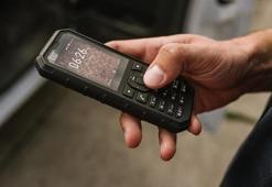 Kamyon kadar sağlam akıllı telefon ürettiler