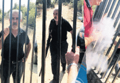 Kamera önünde  cinayet