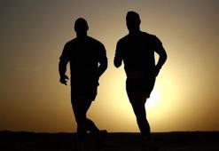 Spor yaparken bu kıyafetleri giyin!
