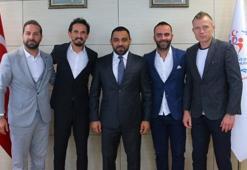 Eski futbolculardan Hamza Yerlikaya'ya ziyaret