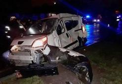 Kütahya'da yolcu otobüsü ile kamyonet çarpıştı: 2 ölü