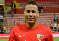 Tjaronn Chery: "Daha fazla gol atacağım"