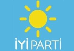 İYİ Parti'de istifa depremi