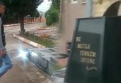 Büyük ders! Tek ayak üzerinde asker selamı verdirttiler...